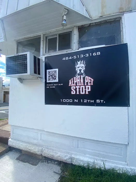 Alpha Pet Stop Picture 10