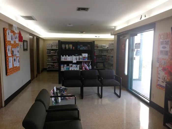 VCA Airport Irvine Animal Hospital Picture 3