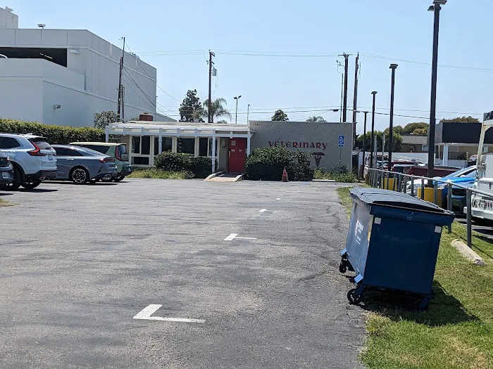 Beach Garfield Veterinary Hospital Picture 6