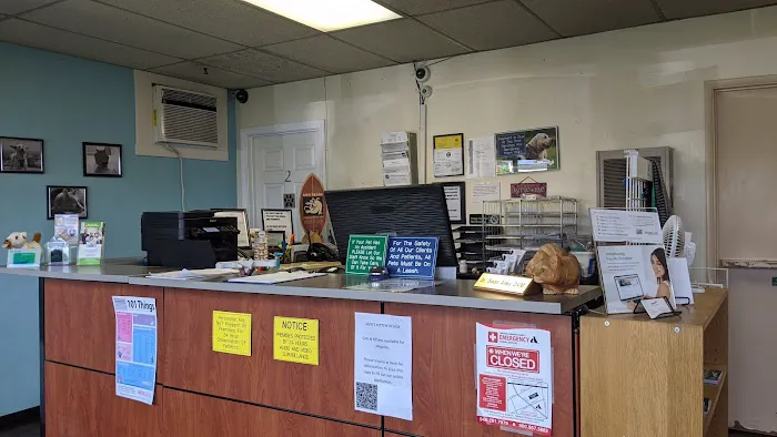 Beach Garfield Veterinary Hospital Picture 1