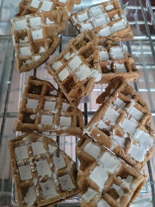 Kerri's Pawsome Bakery Picture 6