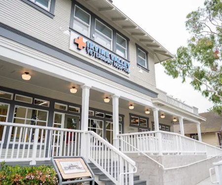 Irvine Valley Veterinary Hospital Emergency