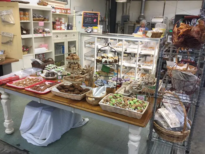 Doggie Delights Bakery Picture 8
