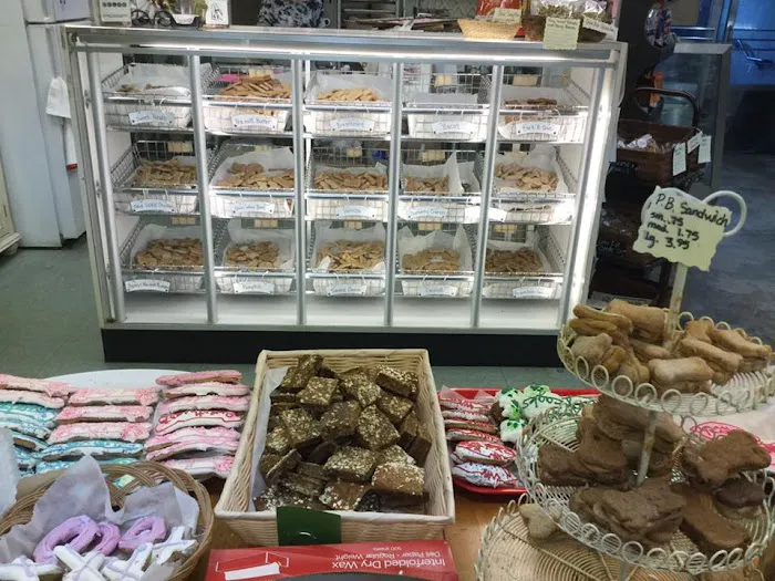 Doggie Delights Bakery Picture 7