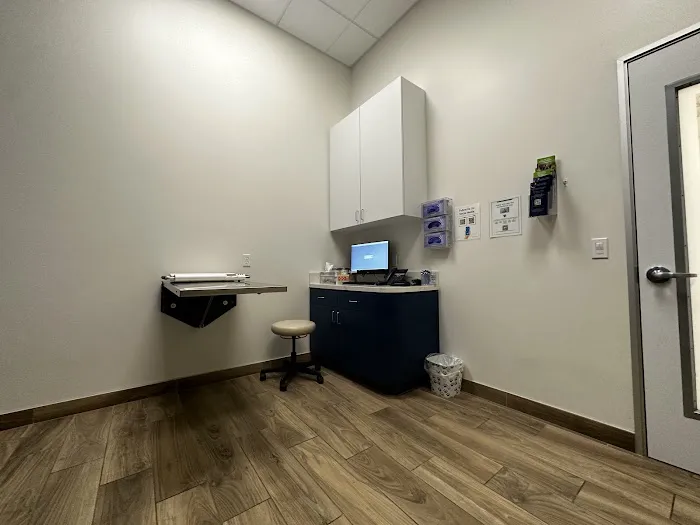 Healing Hearts Emergency Animal Hospital Picture 1