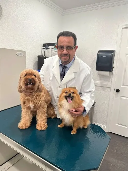 Avenida Animal Hospital Picture 10