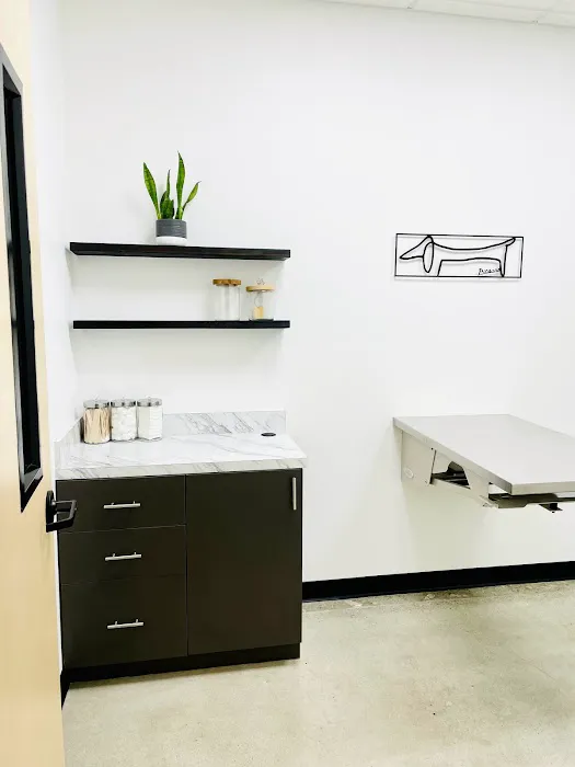 Sunset Veterinary Center Picture 10