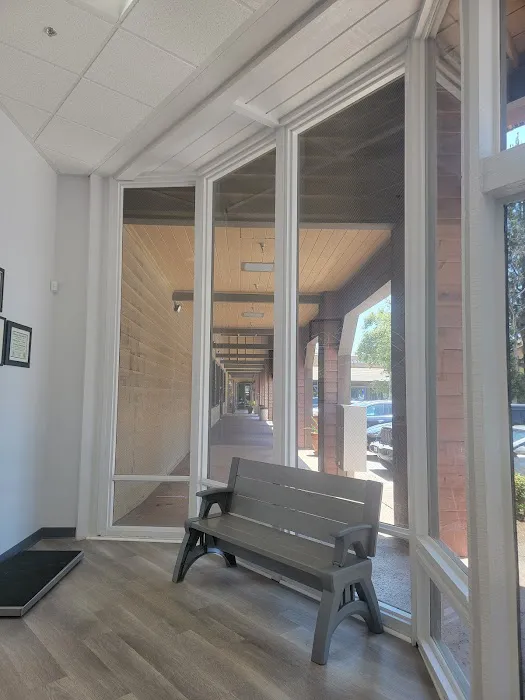 PetVets Animal Hospital Picture 4