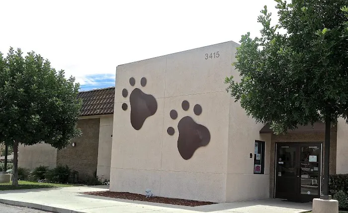 Chino Hills Animal Hospital & Pet Resort Picture 10