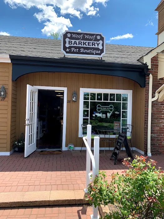 Woof Woof Barkery & Pet Boutique Picture 4
