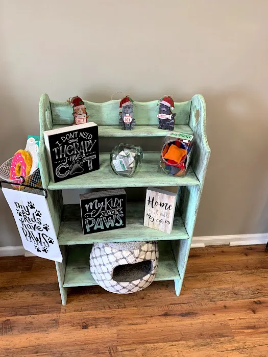 Woof Woof Barkery & Pet Boutique Picture 6