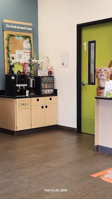 Banfield Pet Hospital Picture 1