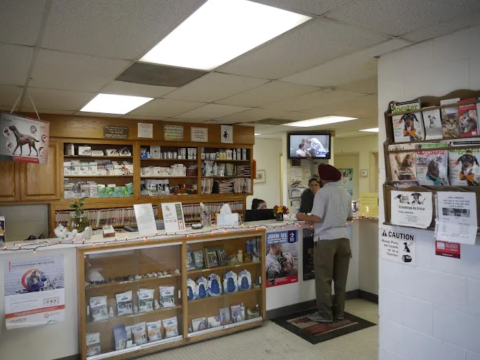Euclid Veterinary Hospital Picture 9