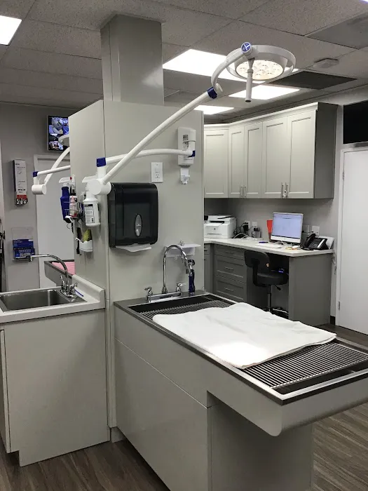 Mira Loma Animal Hospital Picture 8