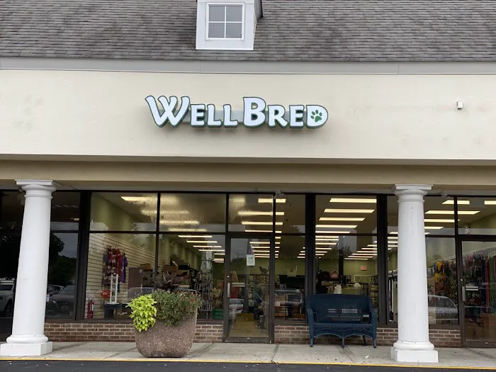 Well Bred - The Healthy Pet Marketplace & DOG GROOMERS Picture 2