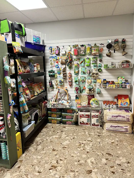 Precious Paws Pet Food & Supplies LLC Picture 1