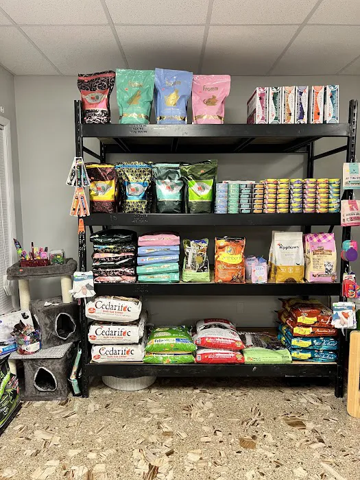 Precious Paws Pet Food & Supplies LLC Picture 6