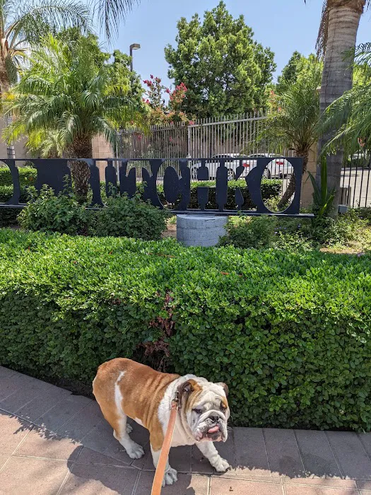 West Riverside Veterinary Hospital Picture 3