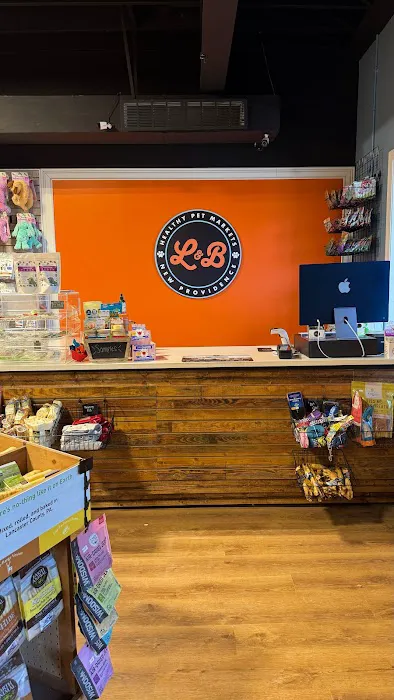 L&B Healthy Pet Markets Picture 4