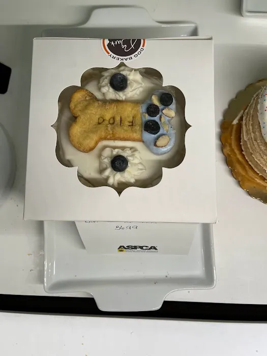Bark N’ Bites Dog Bakery Picture 9