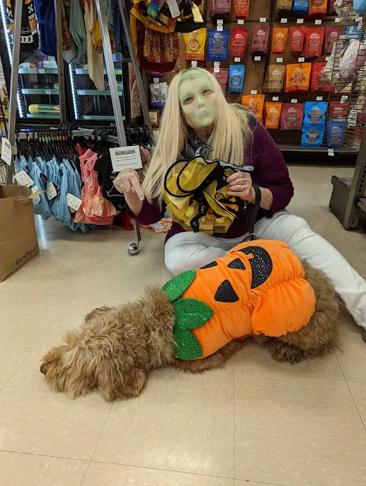Unleashed by Petco Picture 7
