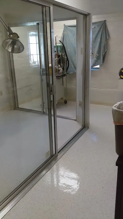 Adobe Veterinary Clinic Picture 2