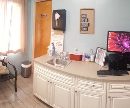 Green Valley Veterinary Clinic