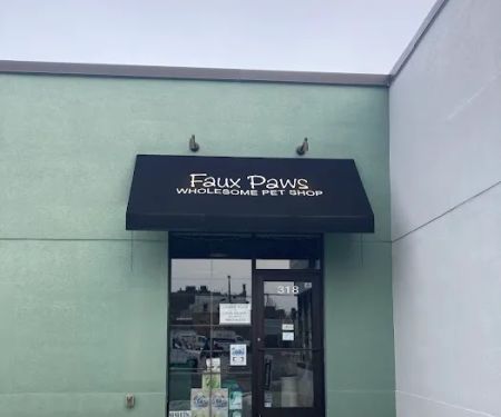 L&B Healthy Pet Markets