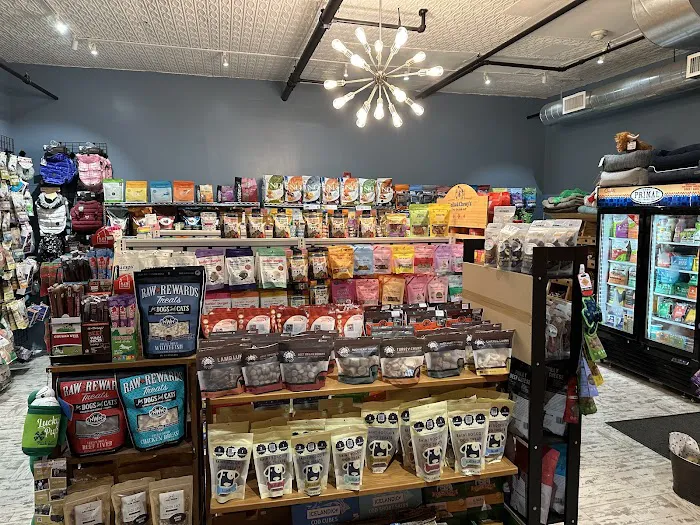 L&B Healthy Pet Markets Picture 7