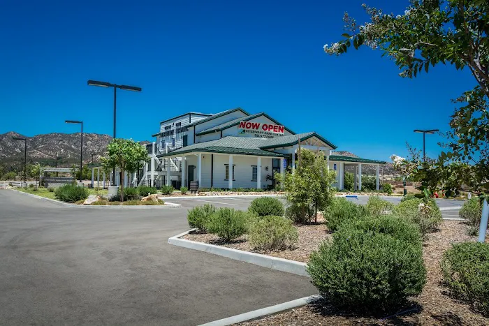 Clinton Keith Veterinary Hospital Picture 5