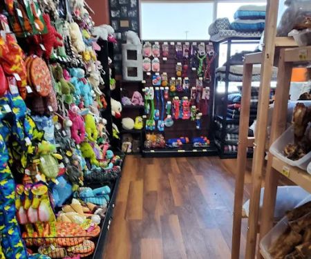Whole Pets Market