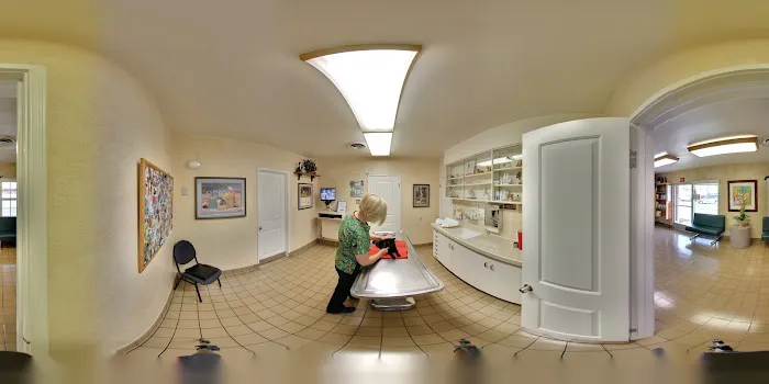 Covina Animal Hospital Picture 4