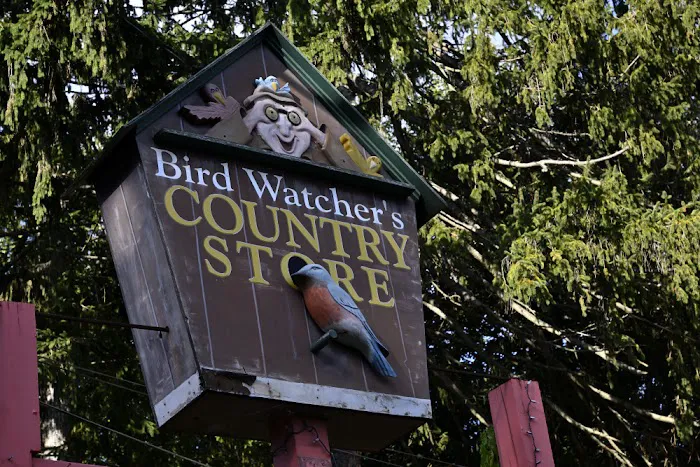 Bird Watcher's Country Store Picture 2