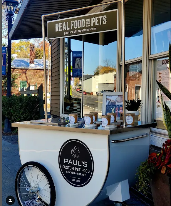 Paul's Custom Pet Food Kitchen + Market Picture 10