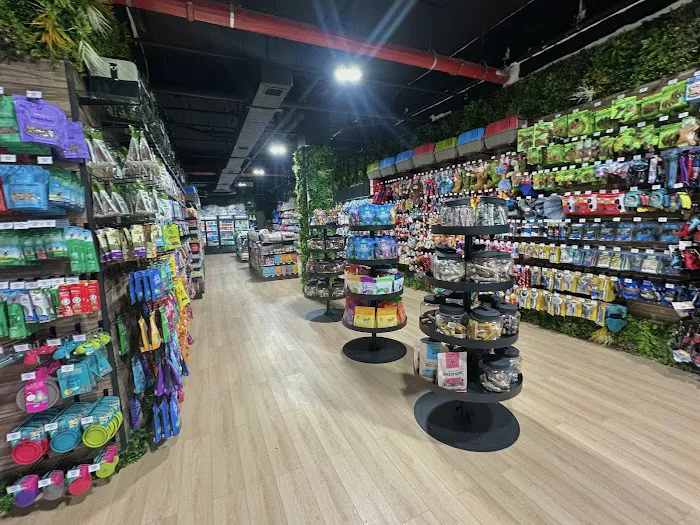 Pet Club Pet Supply Picture 6