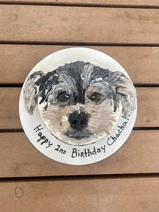 Axel & Tia’s Pet Bakery Picture 3