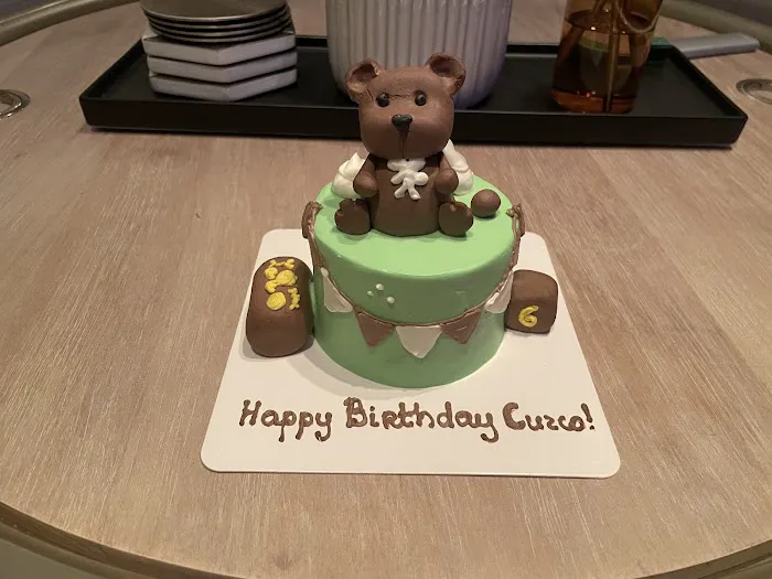 Axel & Tia’s Pet Bakery Picture 7