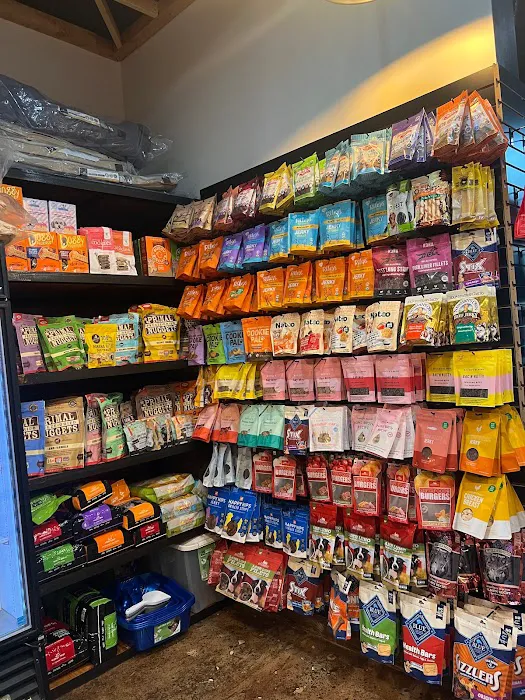 Osos Pet Supply Picture 3