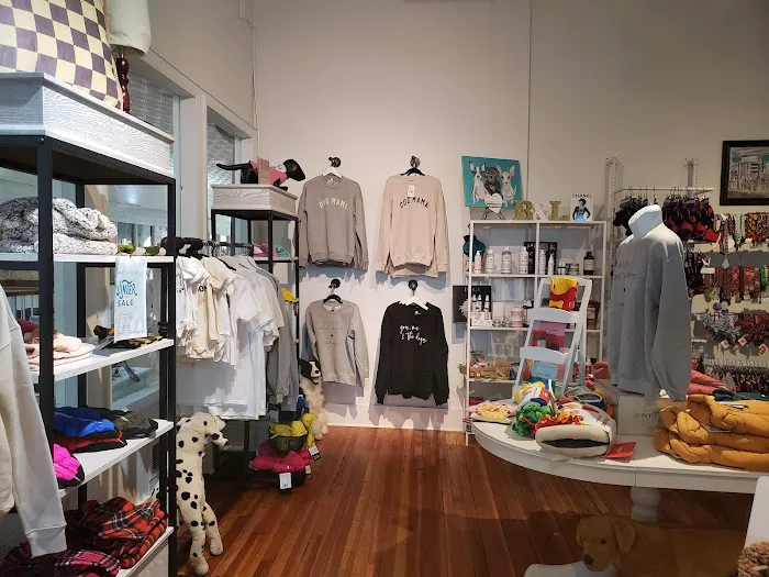 Bella & Lindy Pet Boutique Picture 3