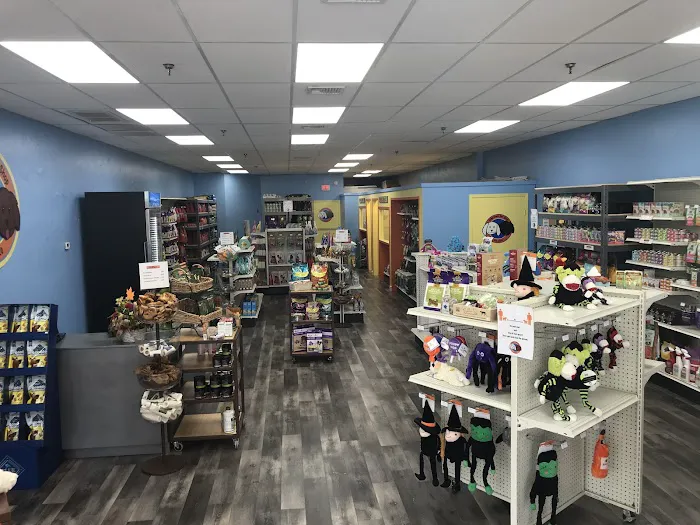 Hometown Pet Shop Pet Supplies & Dog Grooming Picture 4