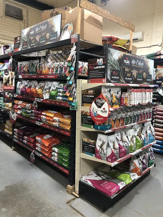 Brooklyn Farm & Pets & Hardware LLC Picture 1