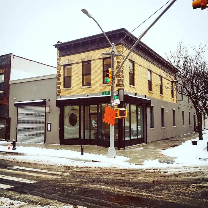 Brooklyn Roots Veterinary Hospital Picture 10
