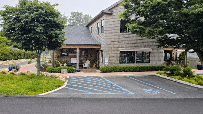 Sandy Paws Veterinary Clinic - Dr Molly Miosek Picture 5