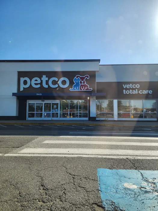 Petco Picture 3