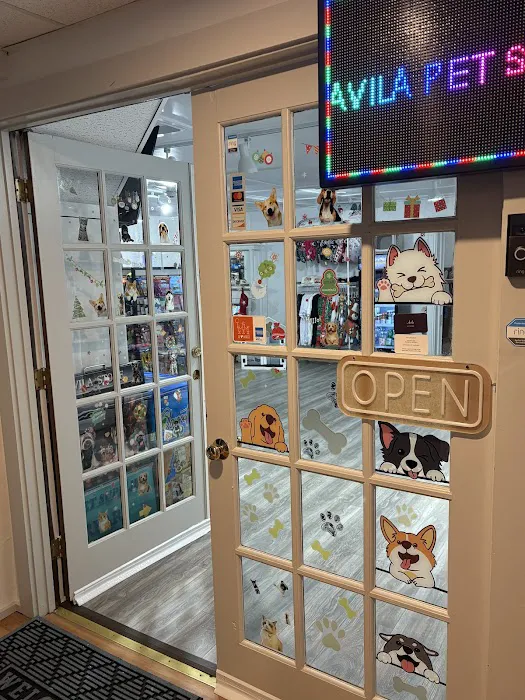 Avila Pet Store Picture 4