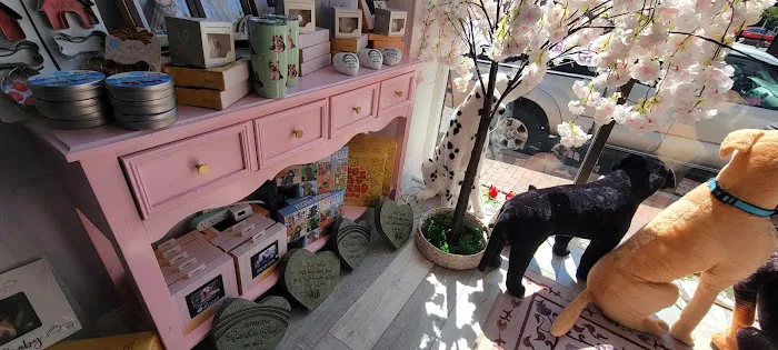 Happy Tails Shoppe Picture 1