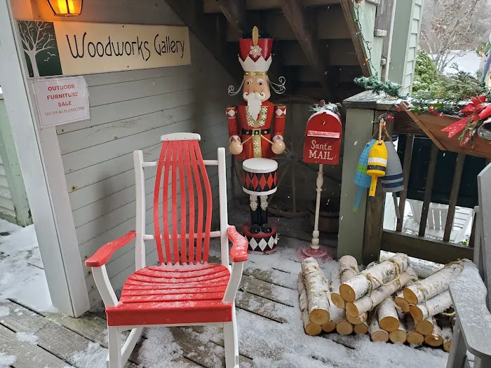 Brewster Bird House at Woodworks Gallery Picture 9