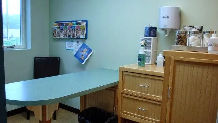 VCA New London Animal Hospital Picture 6