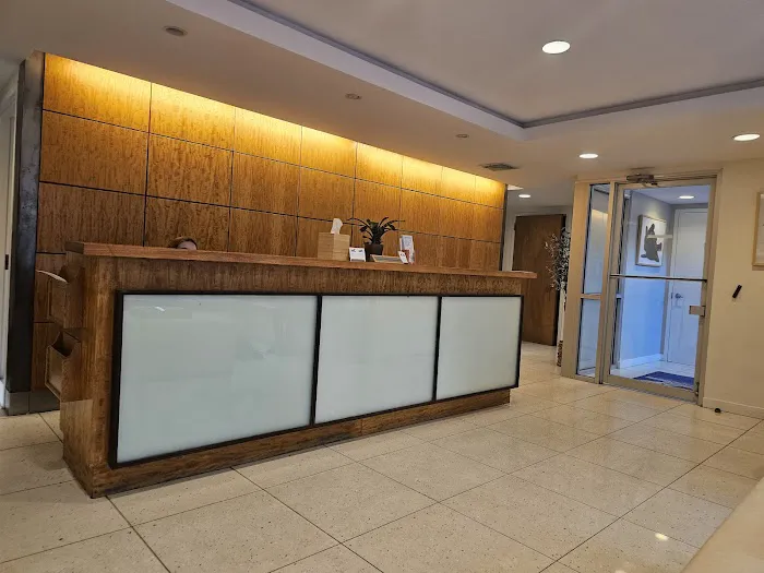 Lincoln Square Veterinary Hospital Picture 7