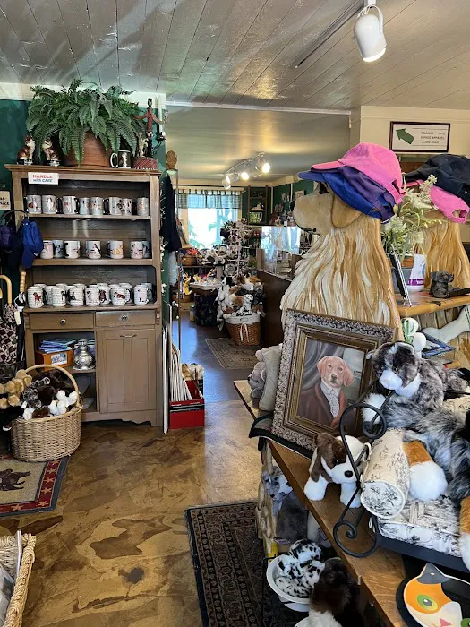 Mykens - A Pet Lovers Place Picture 3